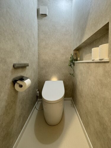 6　2F　トイレA